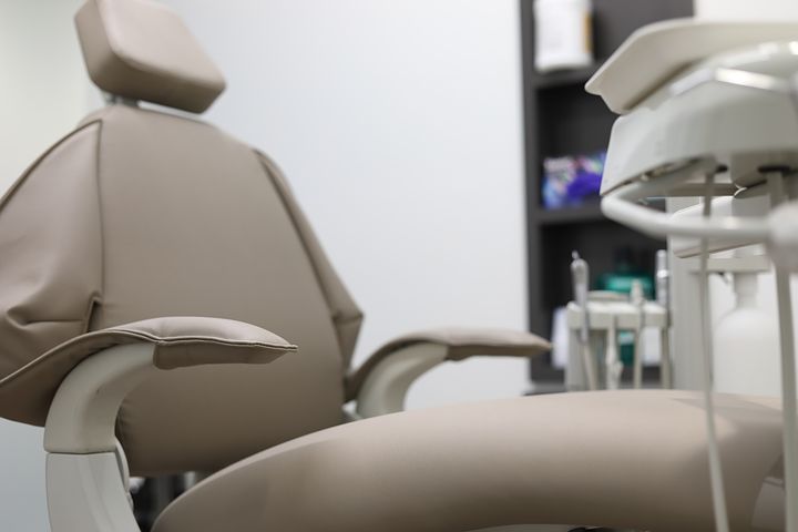 Komfortowe leczenie endodontyczne jako opcja alternatywna dla usunięcia zęba